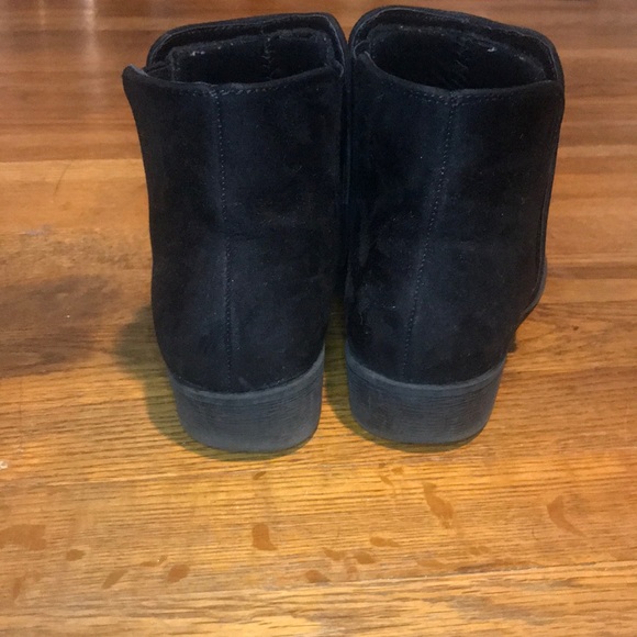 Booties - Picture 3 of 4